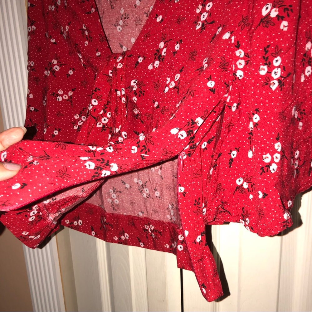 red top - Picture 2 of 3